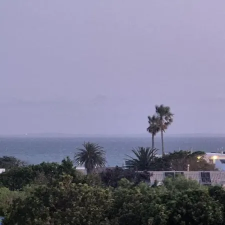 A Short Walk To The Cliffs Apartment Hermanus Exterior photo